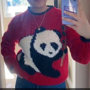 EVIAN HAND KNIT VINTAGE GRAPHIC PANDA SWEATER